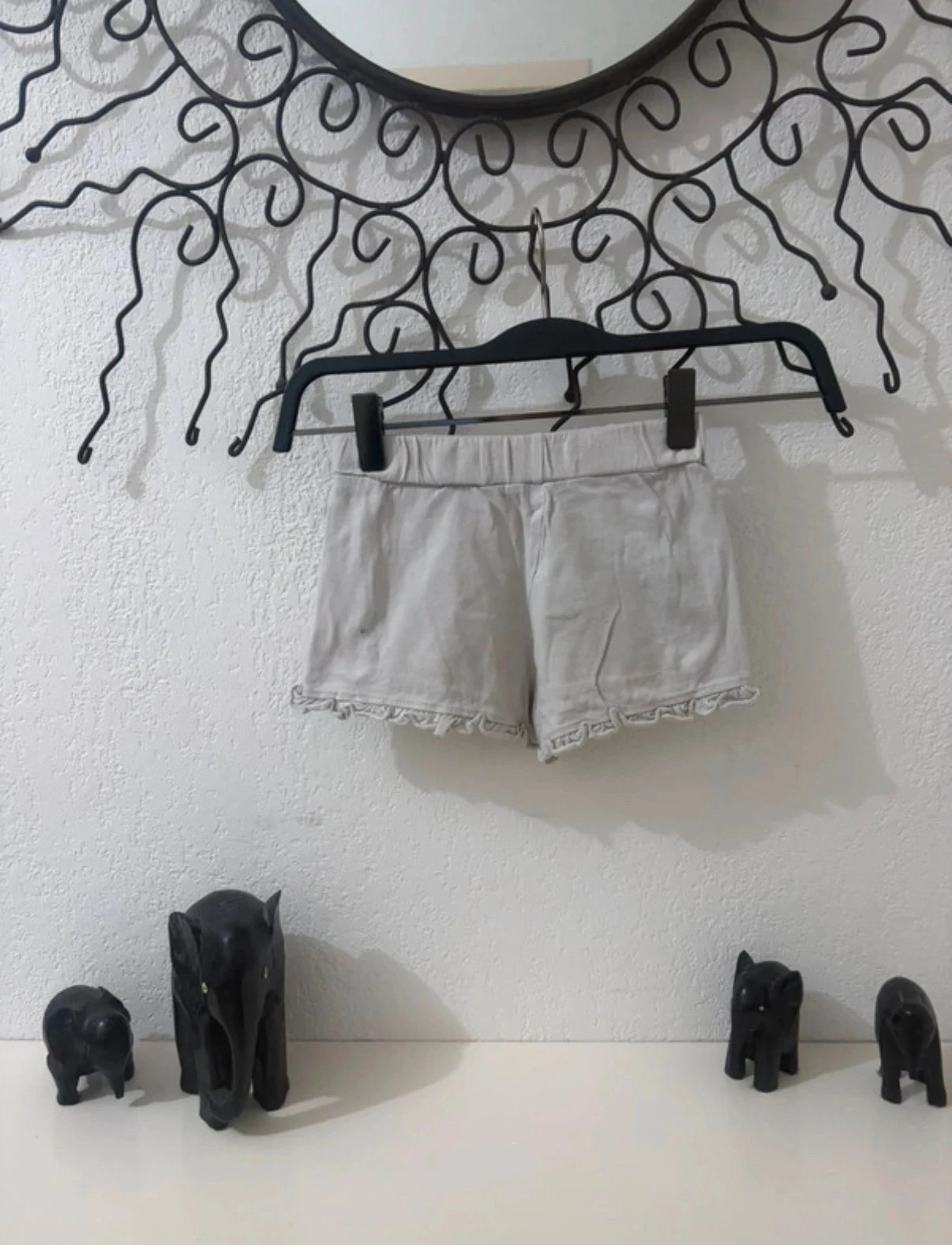🔵 Short branco "aloha" abacaxi e babados - primark – photo 4